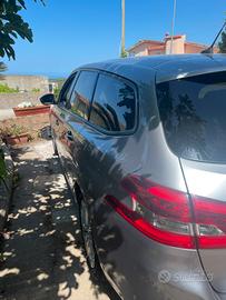 Peugeot 308 sw Bluehdi Eat8