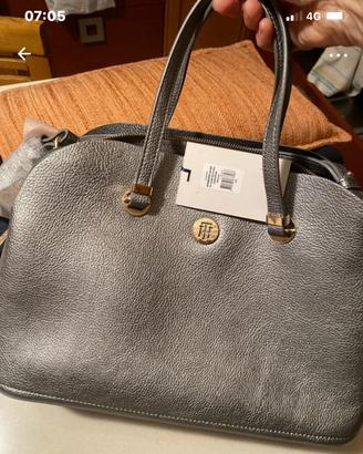 Borsa Tommy hilfiger grigia