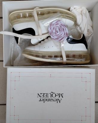 Alexander McQueen da donna n.39 bianco
