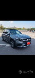 MERCEDES GLB 200 D 4 Matic AMG LINE
