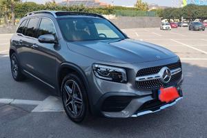 MERCEDES GLB 200 D 4 Matic AMG LINE