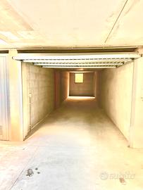 Box triplo in lunghezza molto grande