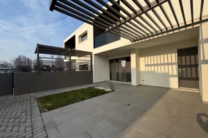 Nuova porzione con giardino esclusivo