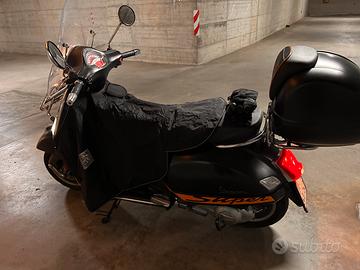Vespa GTS 300 super sport