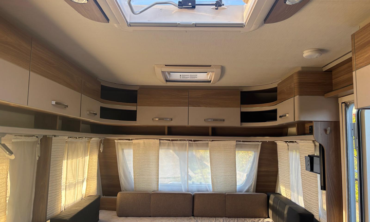 Roulotte Burstner Premio 530 tk