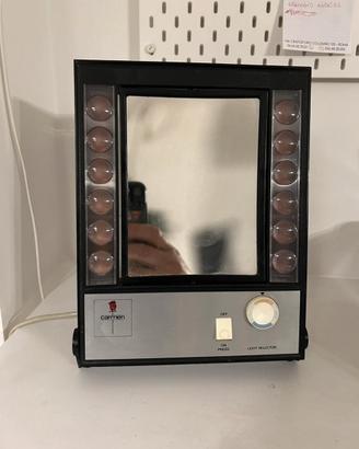 Specchio trucco ingramndente con luci