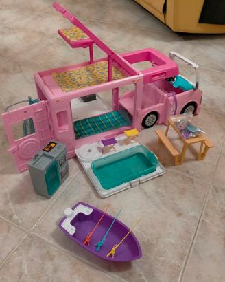 Camper dei sogni 3 in 1 di Barbie