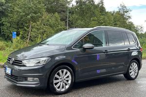Volkswagen Touran 2.0 TDI 150 CV SCR DSG Executive