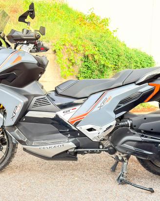 Scooter Peugeot XP 400 GT