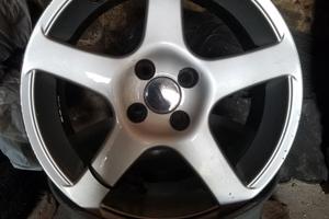 Cerchi in lega 16"