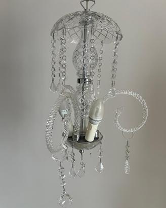 Lampadario in cristalli di vetro