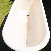 Vasca da bagno con piedini