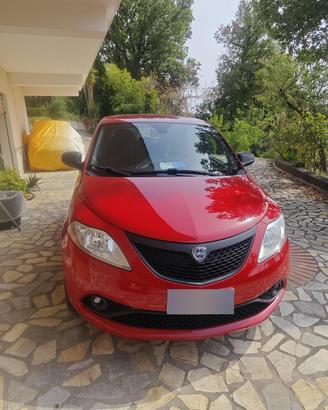 Lancia Ypsilon 1.2 Gpl