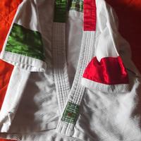 kimono judooo bimbi 5/7 anni nuovo