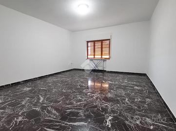 MONOLOCALE A CATANZARO