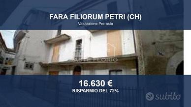 Immobile in asta di 198 m² con più di 5 locali a F