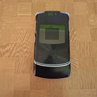 motorola con 2 batterie per pezzi di ricambi
