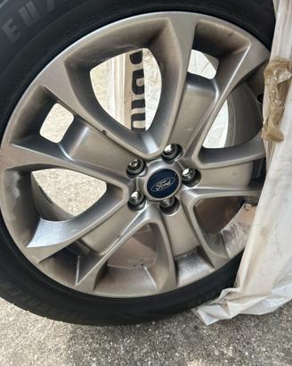 4 gomme estive 235/50 R18  101W + 4 cerchi lega