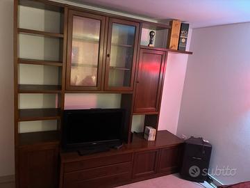 Parete soggiorno arte povera