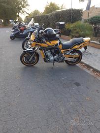 Yamaha 1000cc per pezzi di ricambio 