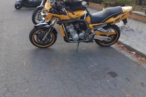 Yamaha 1000cc per pezzi di ricambio 