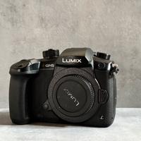 PANASONIC GH5