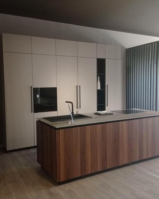Cucina da esposizione con isola
