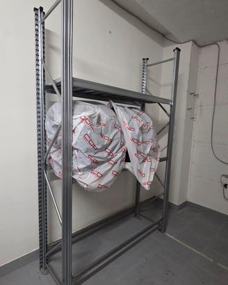 Scaffale zincato portagomme