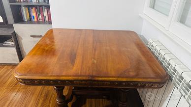 Tavolo francese del 1800, allungabile