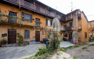 TRILOCALE CON OTTIMI SPAZI INTERNI E CON MANSARDA