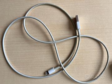 Cavi iphone originali e cavi vari