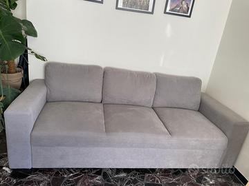 Divano 3 posti come nuovo