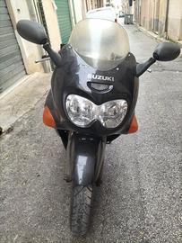 Suzuki GSX F 750