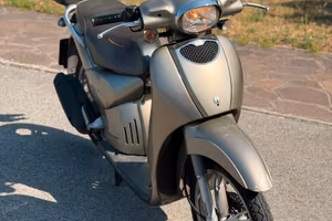 Aprilia Scarabeo 100cc 4 tempi