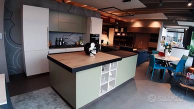 CUCINA STOSA METROPOLIS & COLOR TREND con isola
