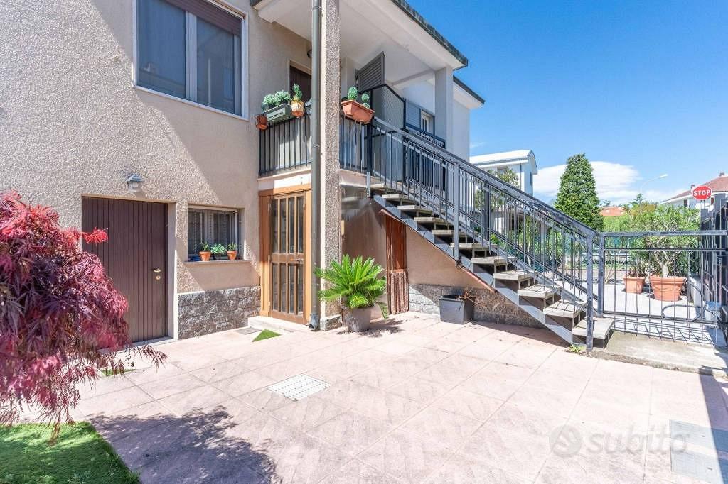 Villa di 186 m² con 4 locali e box auto doppio a C - Vista 3