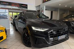 Audi Q8 55 TFSI quattro tiptronic Sport