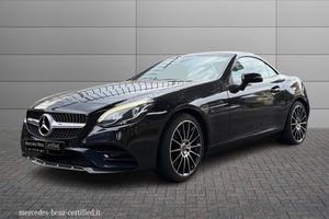 MERCEDES-BENZ SLC 180 AMG Line
