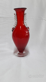 Vaso in vetro rosso