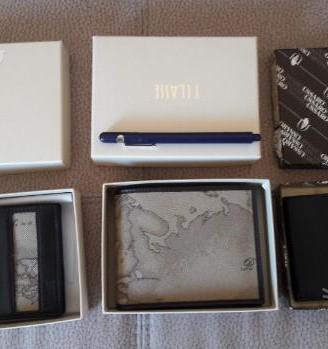 Borsa portafogli e penne originali