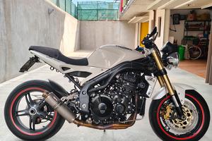 Triumph Speed triple 1050