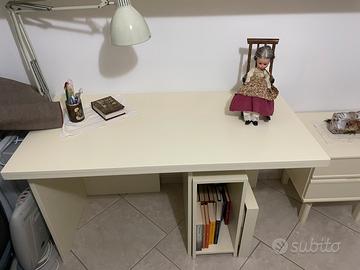 Scrivania