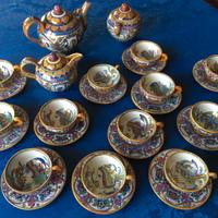 Servizio da the ceramica a lustro di Gualdo Tadino