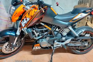 KTM DUKE 125
