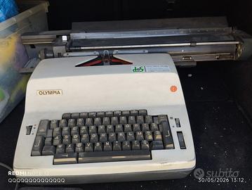 Macchina da scrivere olympia