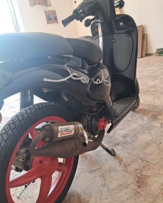 aprilia scarabeo 