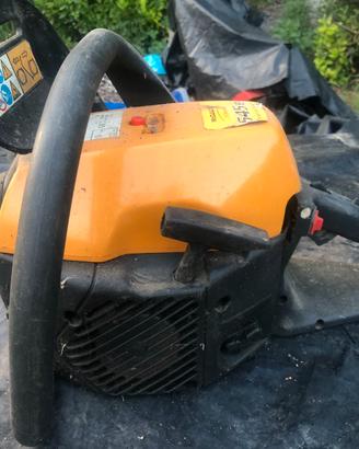 motosega mc culloch 545 e. per pezzi di ricambio