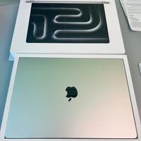 MacBook Pro 16 M3Pro/18gb/512gb Garanzia 1 anno