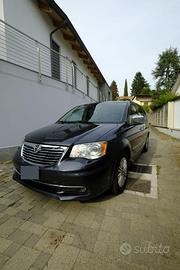 Monovolume 7 posti Voyager Lancia