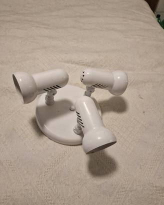Lampadario bianco a 3 luci